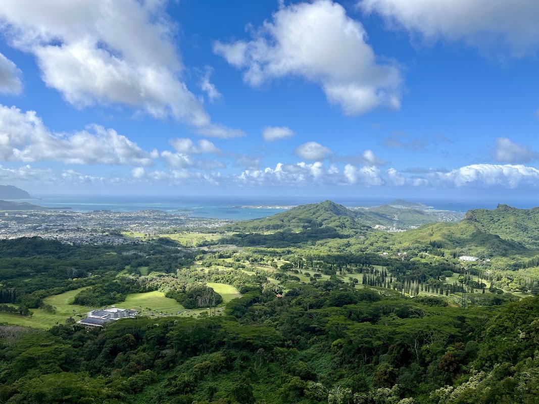 Nuʻuanu Pali Lookout