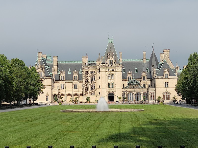 Family reunion ideas in Asheville