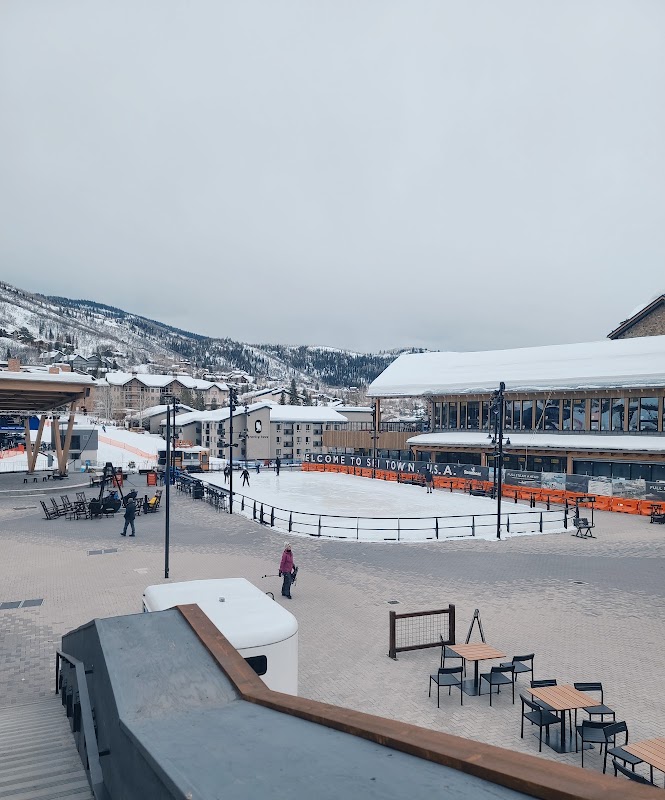 Skeeter's Ice Rink, Steamboat Springs